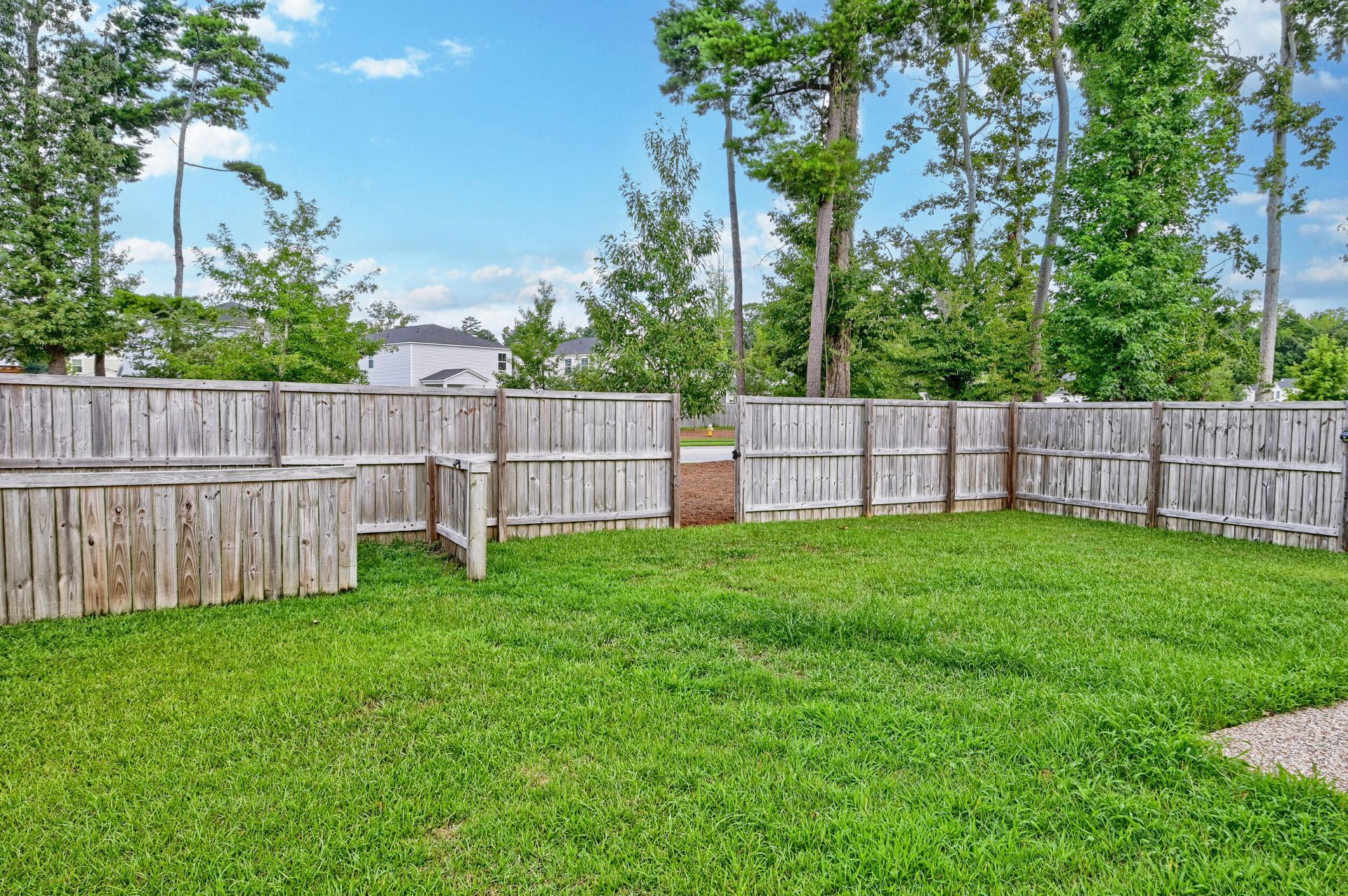 625 Jancus Street Photo 42