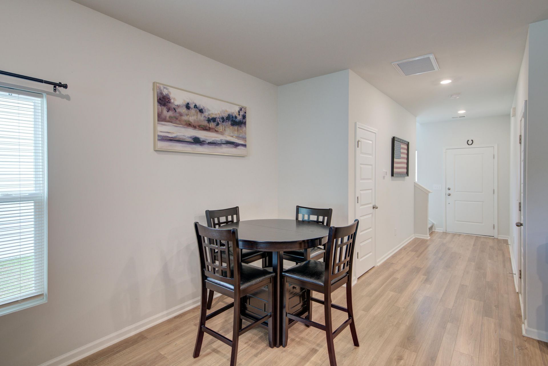625 Jancus Street Photo 7