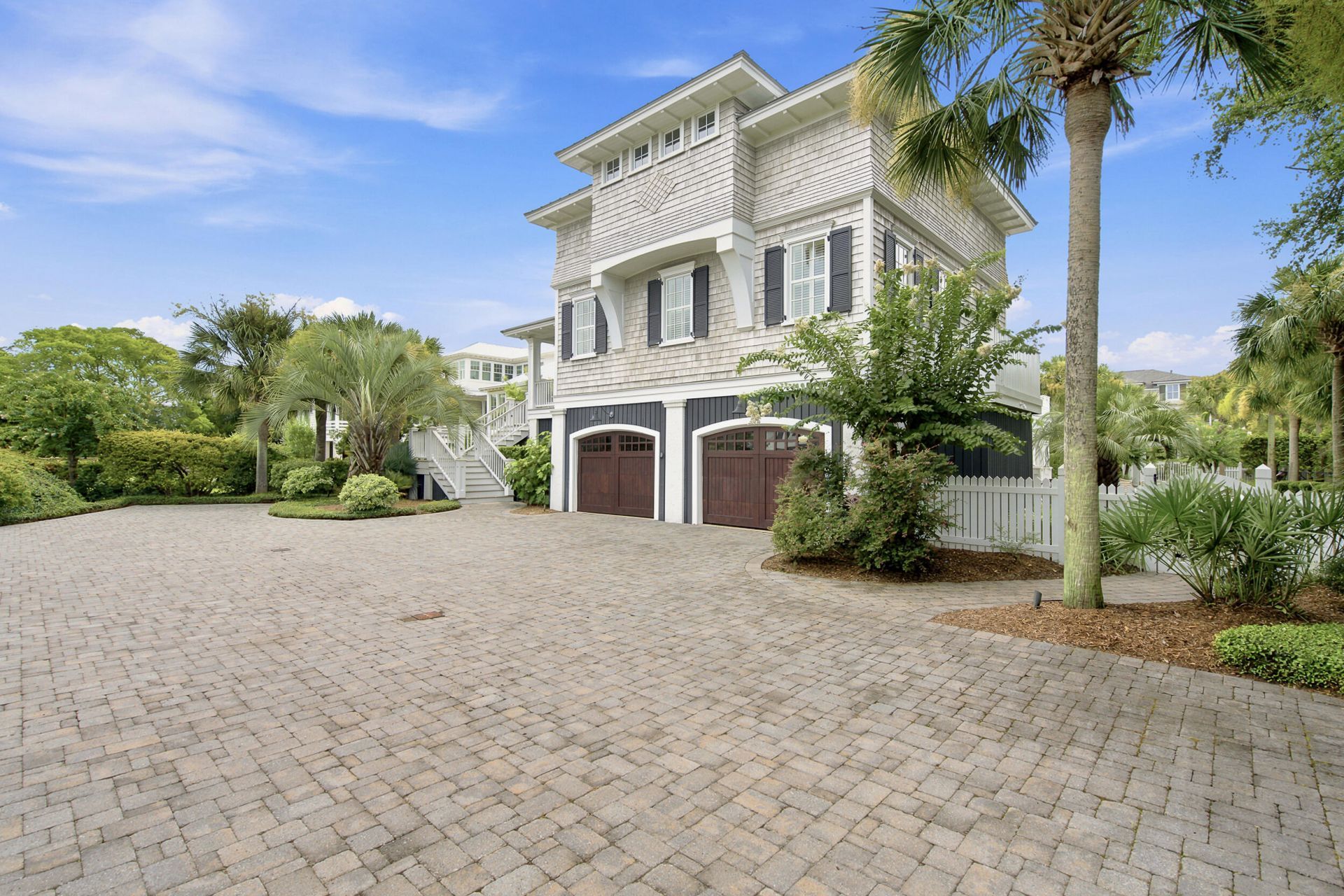 2668 Bayonne Street Photo 4