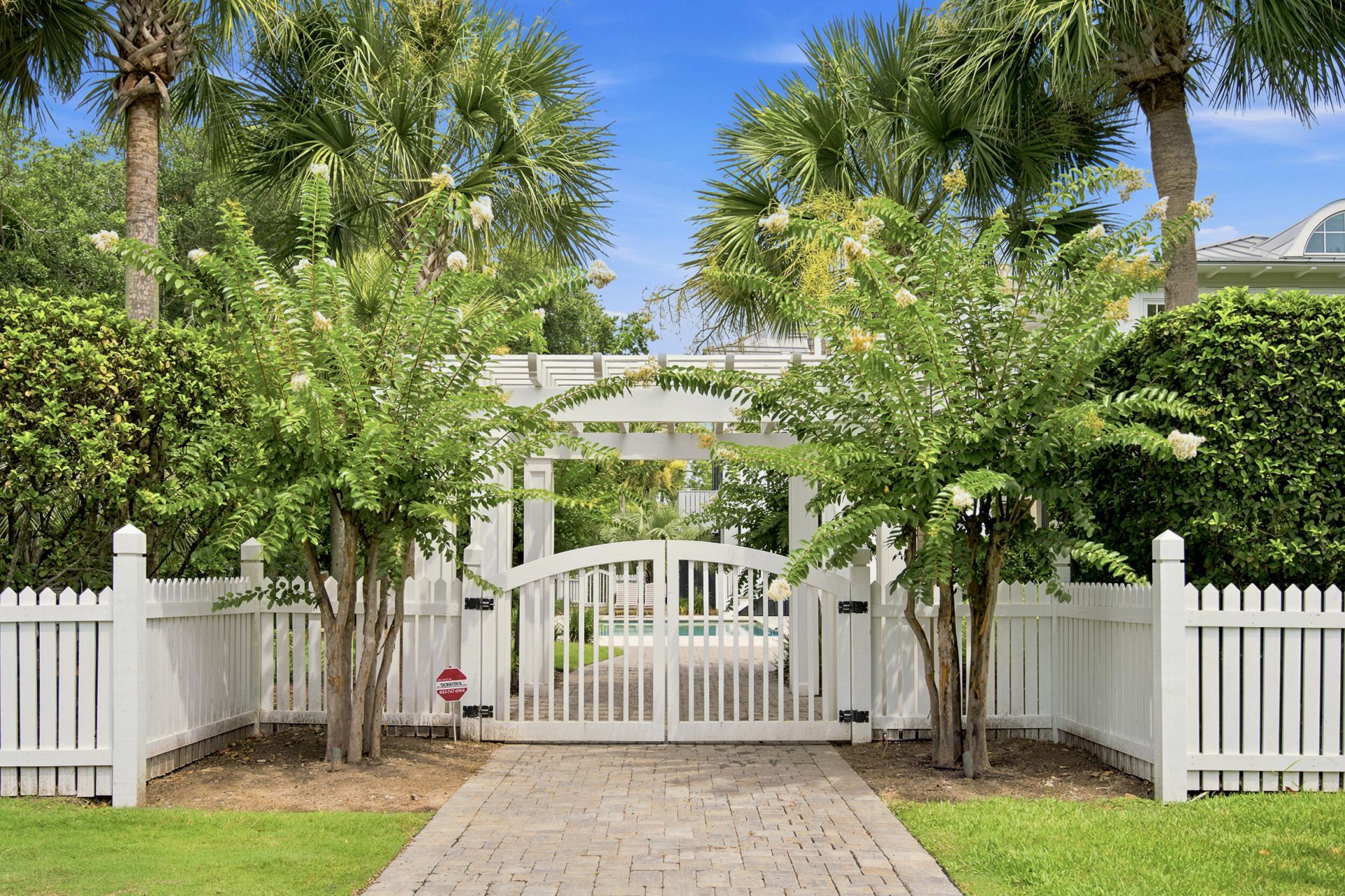 2668 Bayonne Street Photo 75