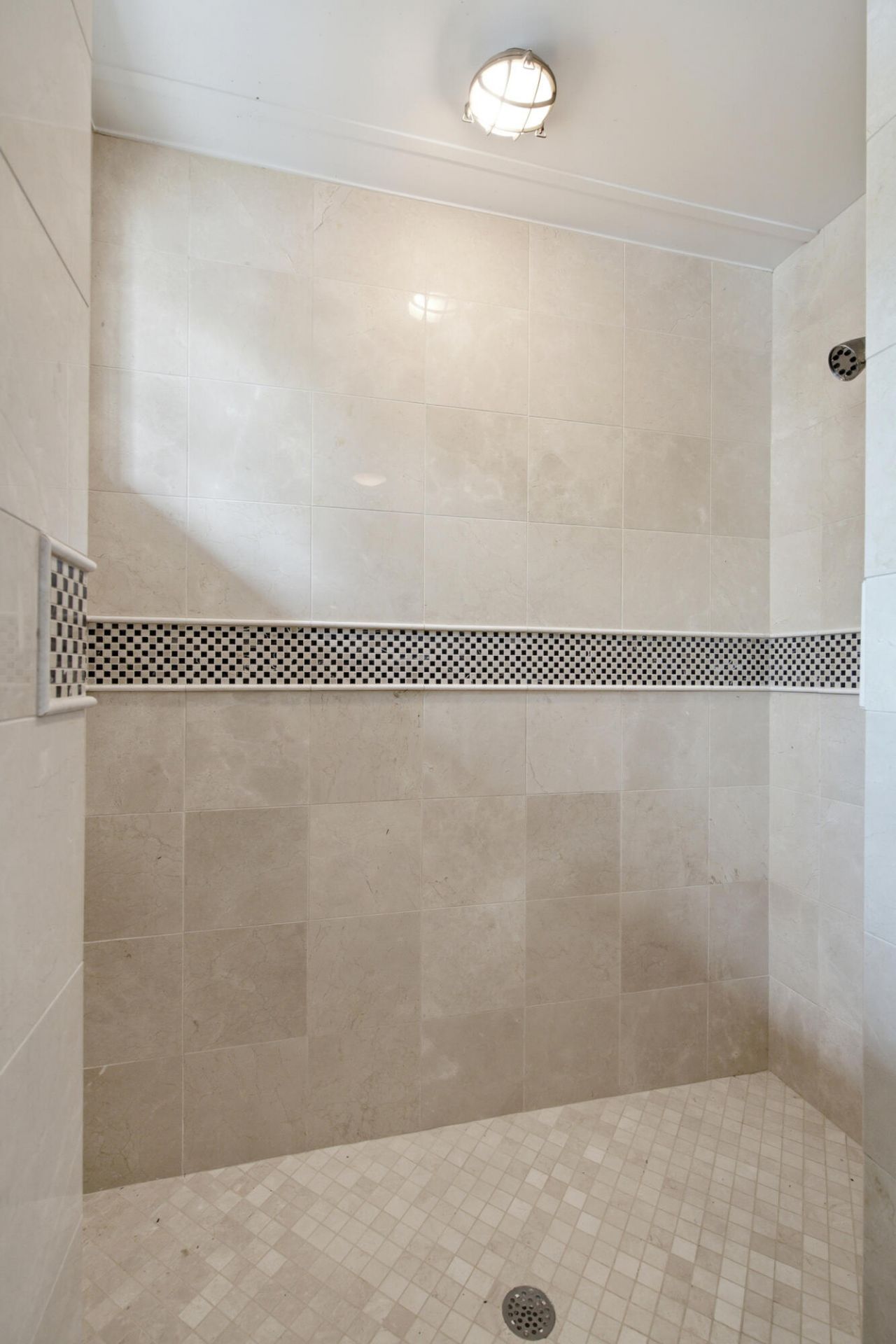 2668 Bayonne Street Photo 90