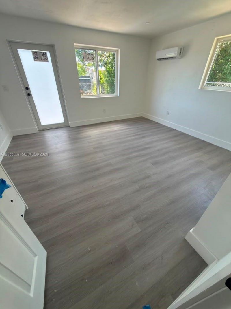 10460 SW 149 St , Miami, FL 33176 Photo