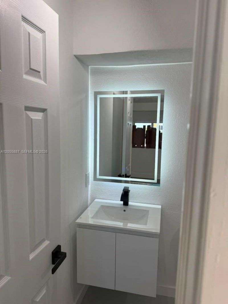 10460 SW 149 St , Miami, FL 33176 Photo