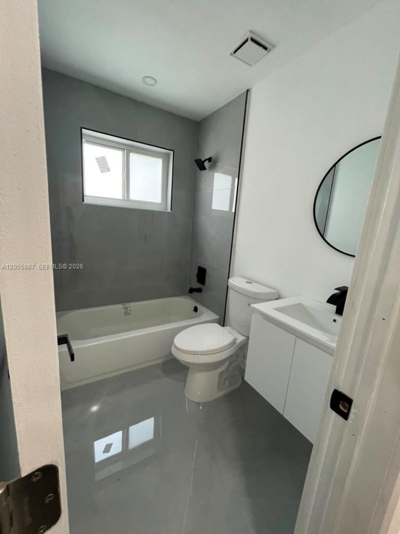 10460 SW 149 St , Miami, FL 33176 Photo