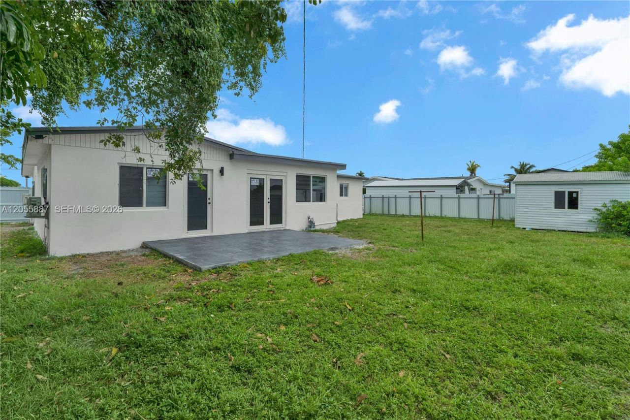 10460 SW 149 St, Miami, FL 33176 Photo