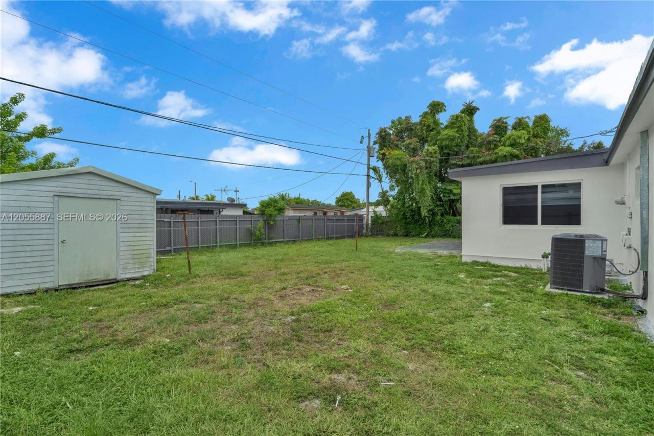 10460 SW 149 St, Miami, FL 33176 Photo