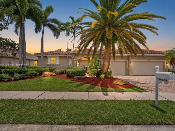 18659 SW 12th St , Pembroke Pines, FL 33029