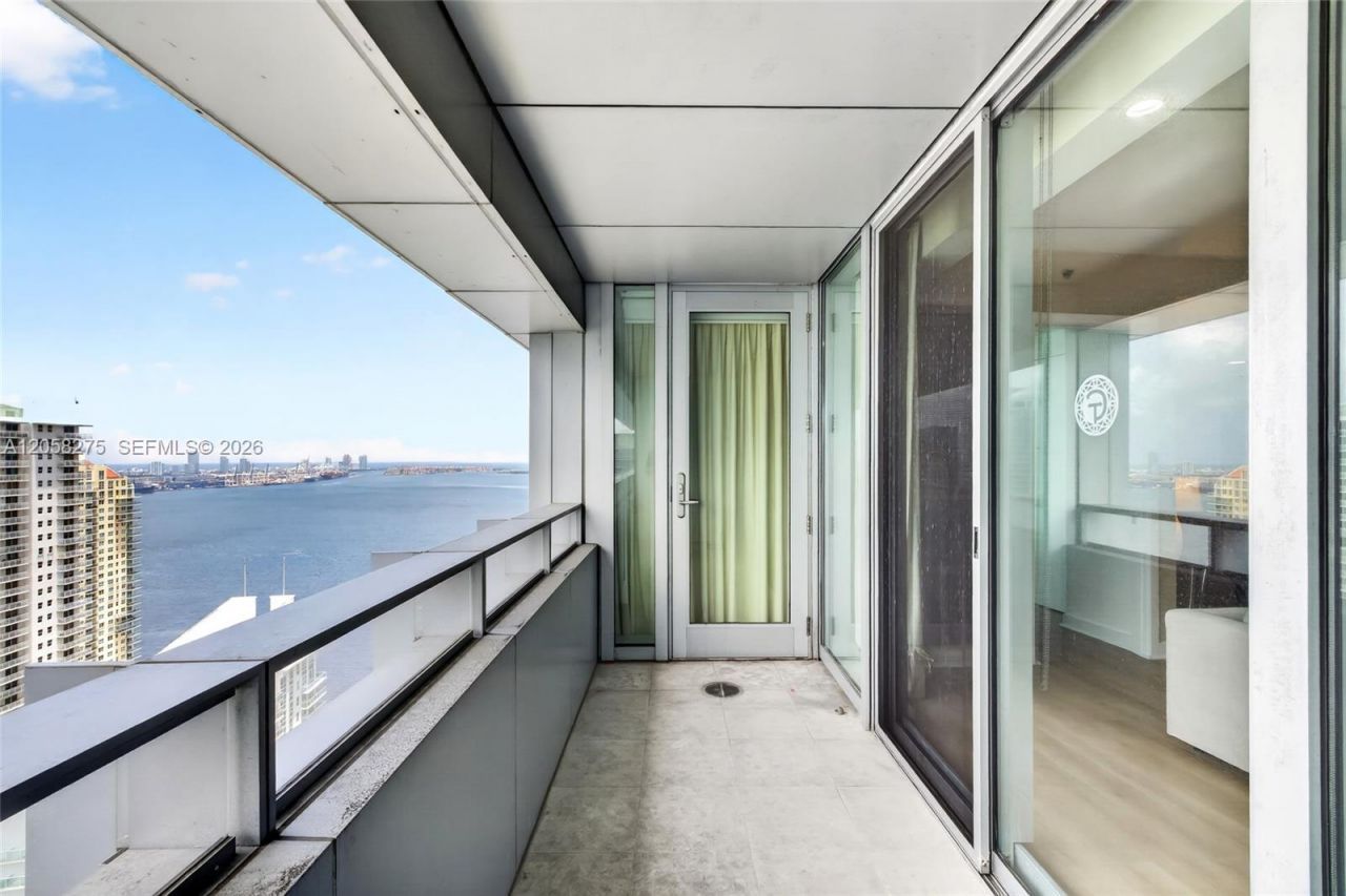 1395 Brickell Ave, Unit 2813, Miami, FL 33131 Photo