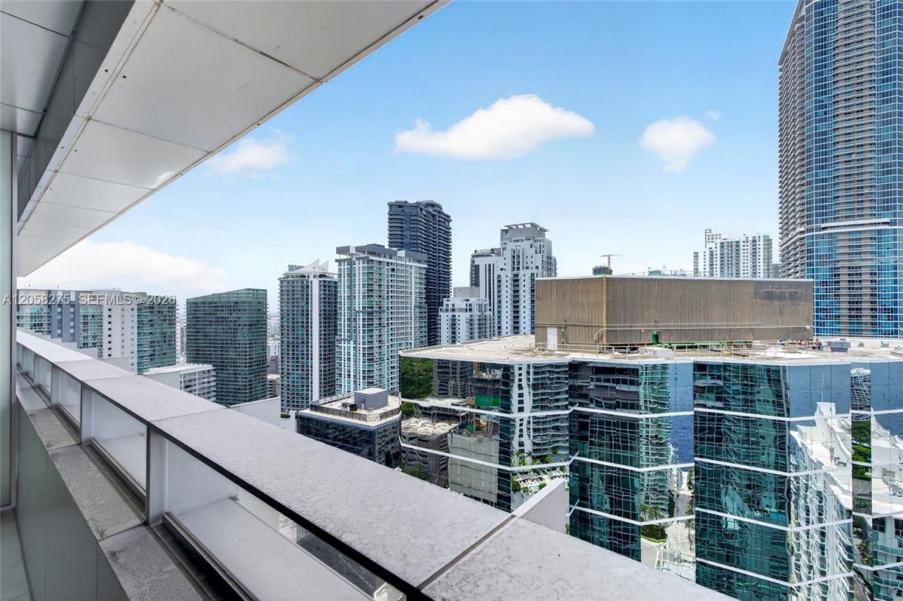 1395 Brickell Ave, Unit 2813, Miami, FL 33131 Photo