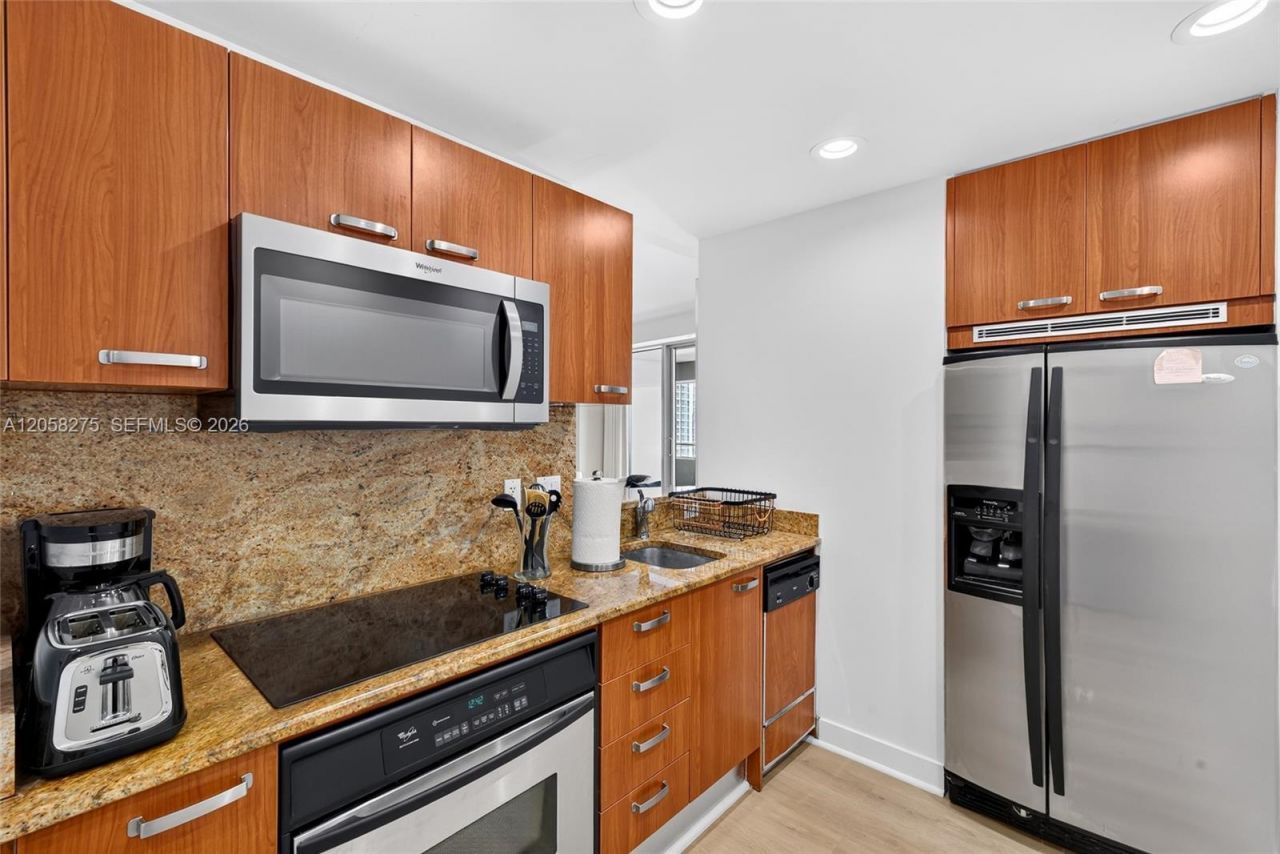 1395 Brickell Ave, Unit 2813, Miami, FL 33131 Photo