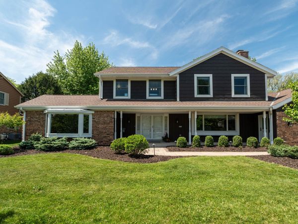 9439 N Broadmoor Rd, Bayside, WI 53217