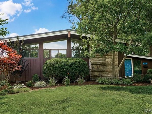 931 Coffey Drive , St Louis, MO 63126