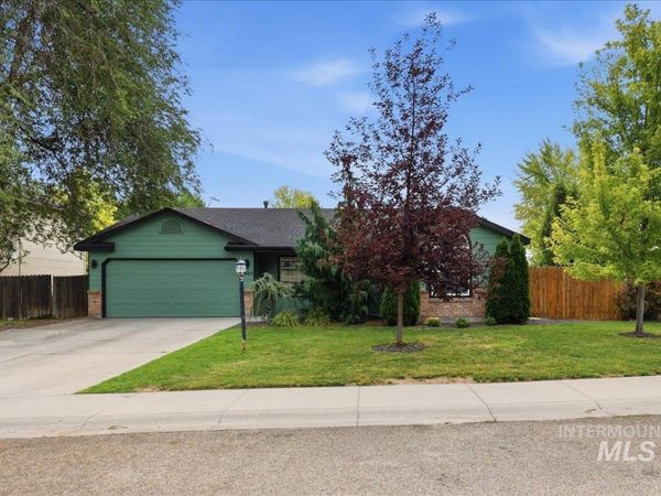 2803 Brisol, Caldwell, ID 83605