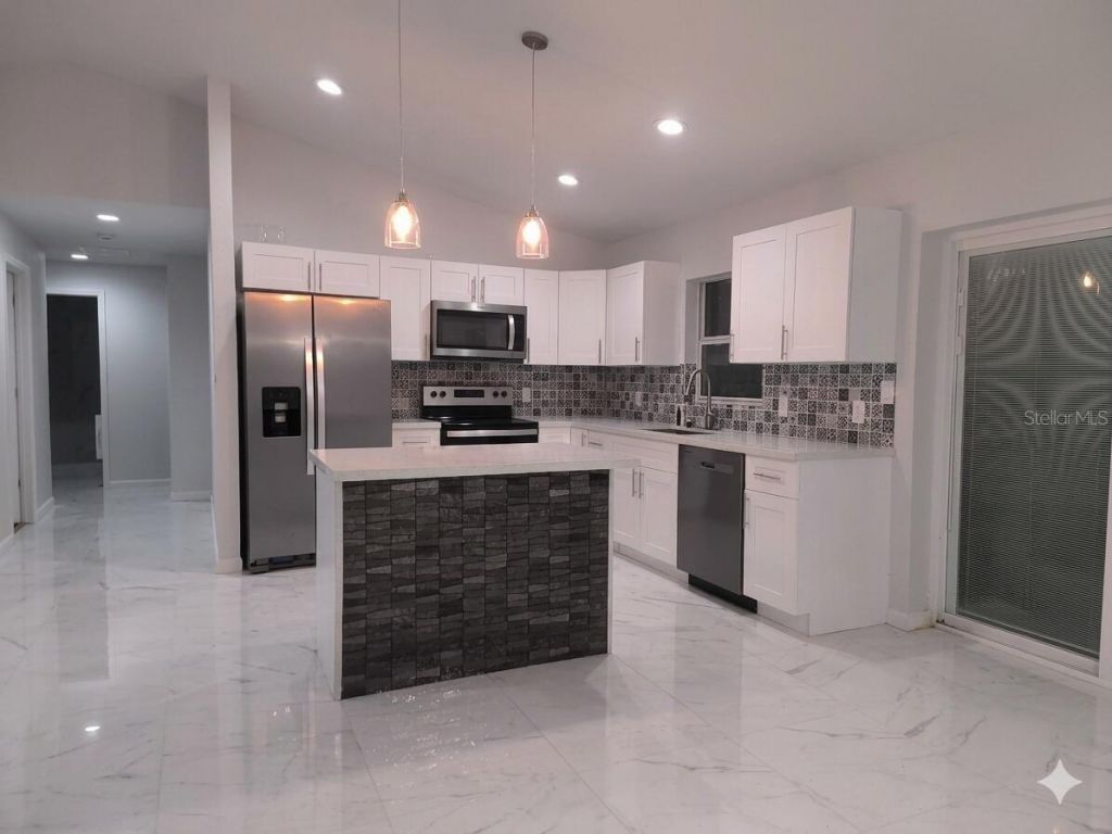 5609 Lakewood Road, Sebring, FL 33875 Photo