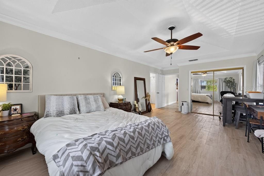 1672 Watermark Circle Ne, Saint Petersburg, FL 33702 Photo