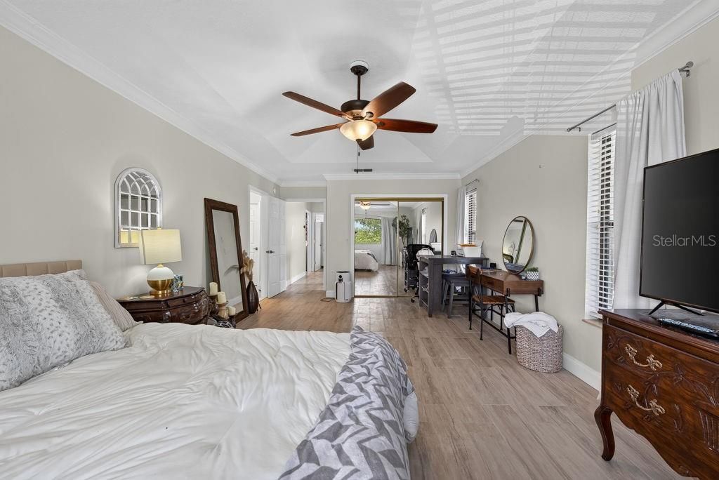 1672 Watermark Circle Ne, Saint Petersburg, FL 33702 Photo
