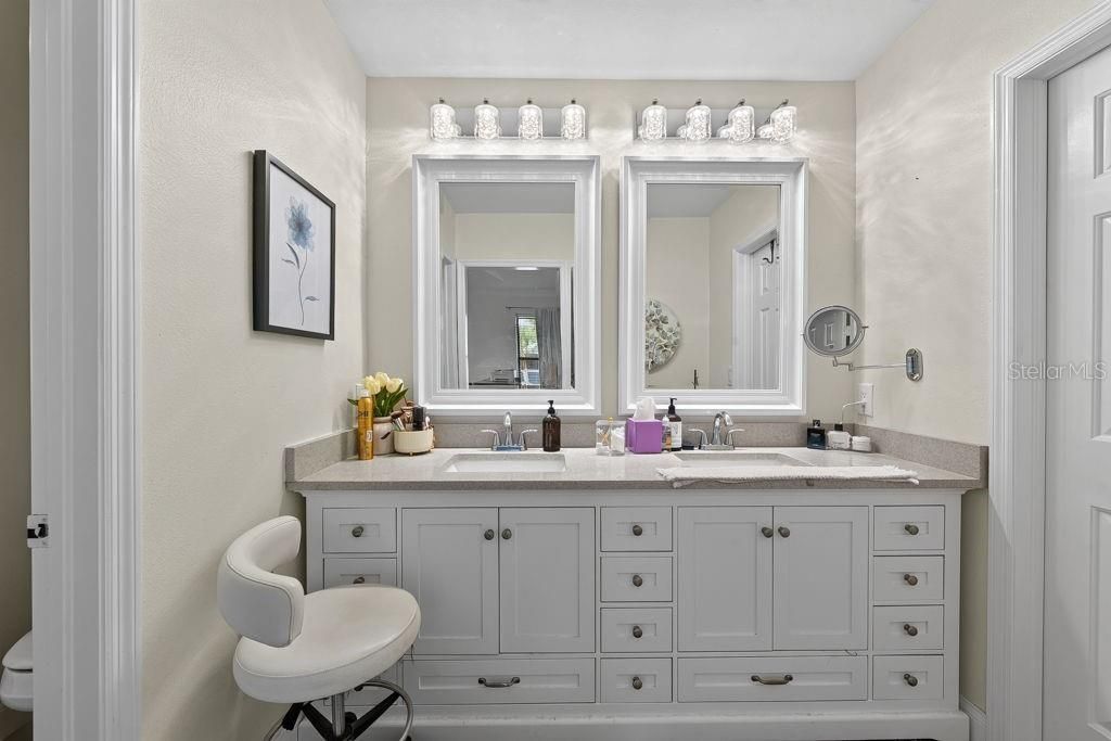 1672 Watermark Circle Ne, Saint Petersburg, FL 33702 Photo