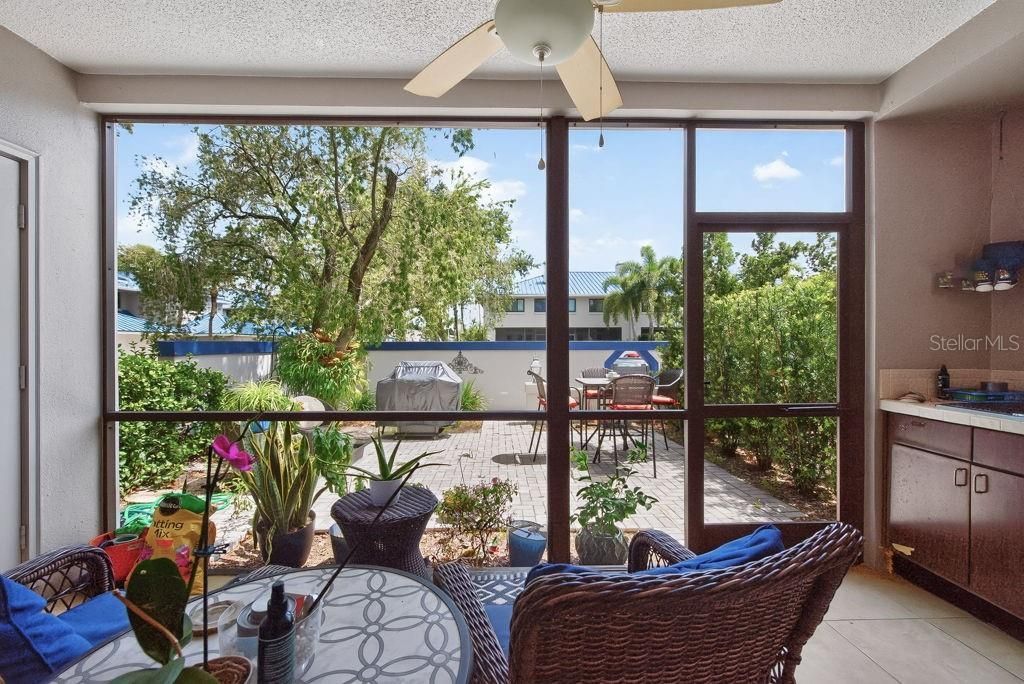 1672 Watermark Circle Ne, Saint Petersburg, FL 33702 Photo