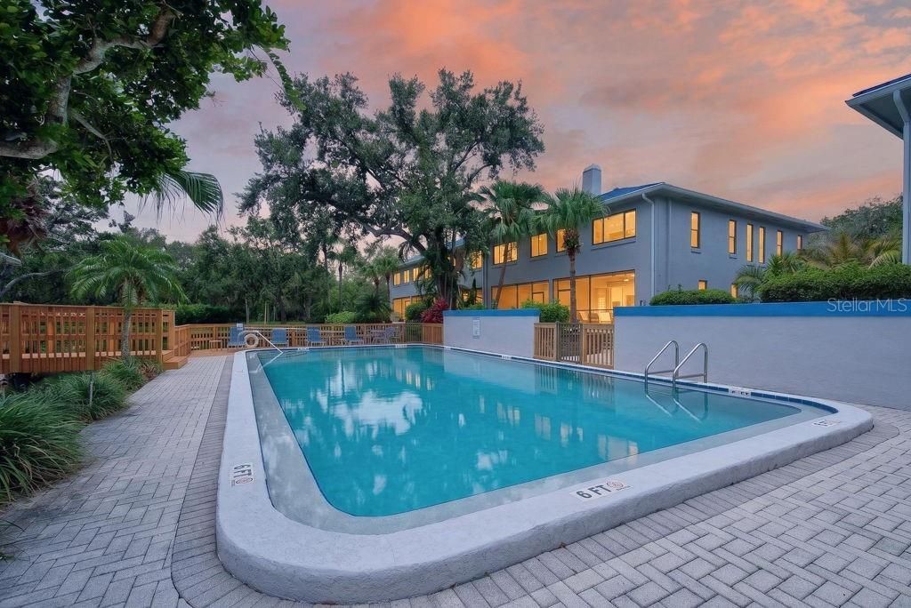 1672 Watermark Circle Ne, Saint Petersburg, FL 33702 Photo
