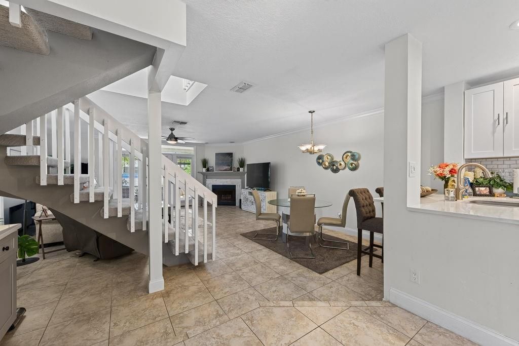 1672 Watermark Circle Ne, Saint Petersburg, FL 33702 Photo