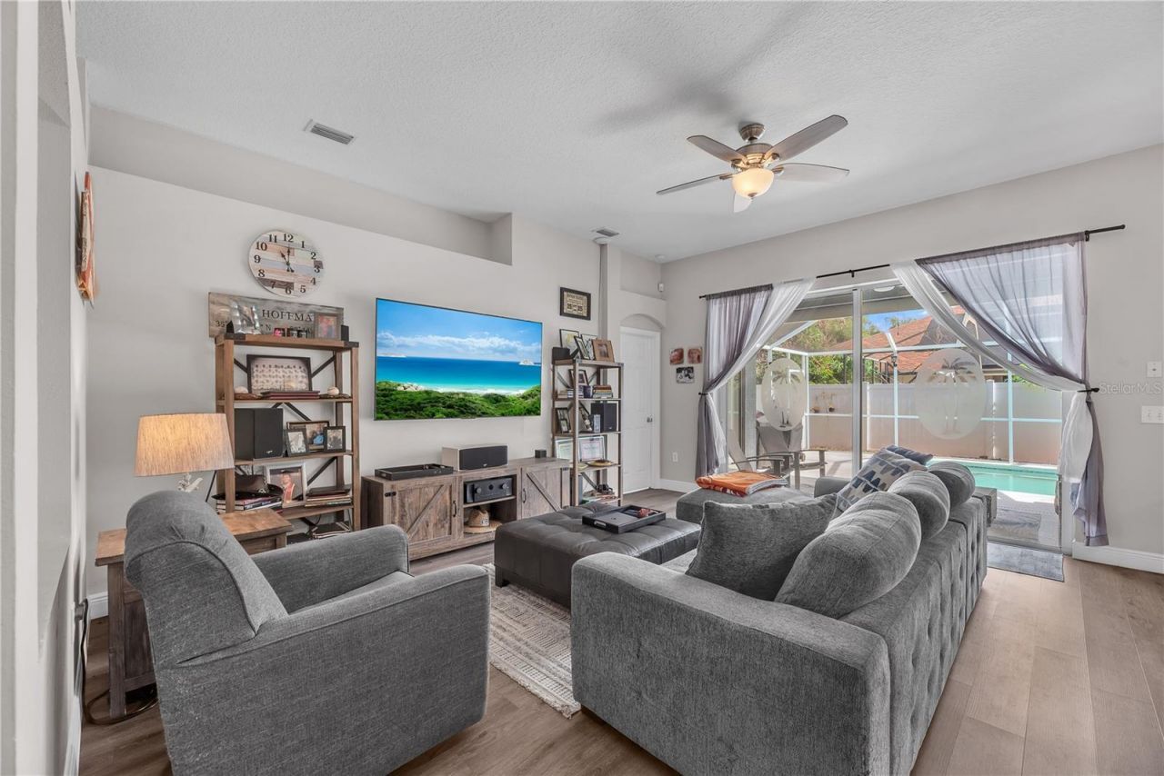 4306 Orange Ridge Court , Valrico, FL 33596 Photo