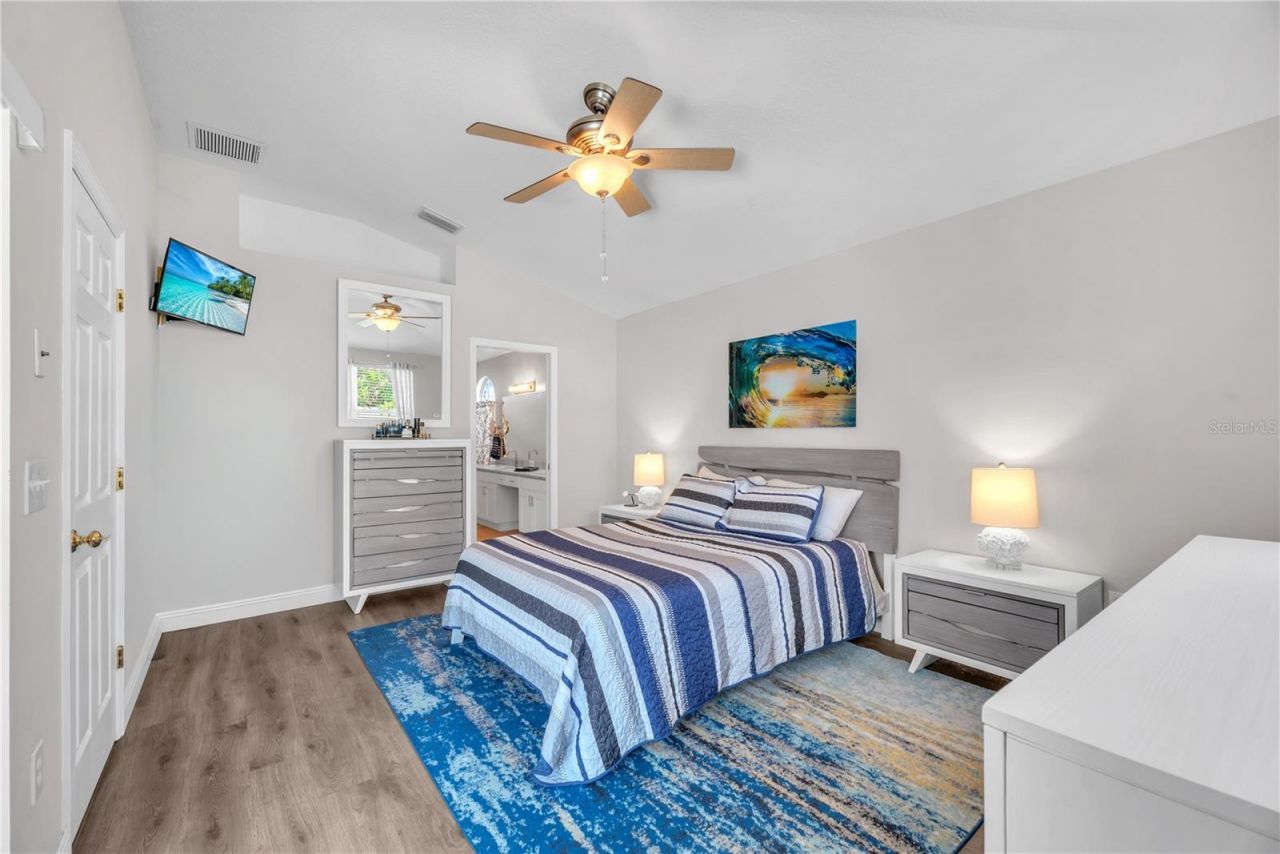 4306 Orange Ridge Court , Valrico, FL 33596 Photo