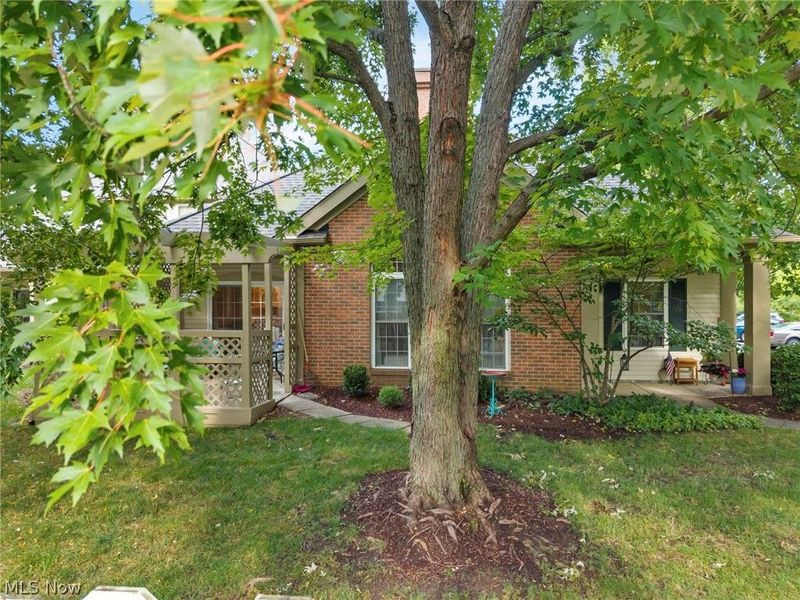 3061 Macintosh Drive, Unit 3061, Westlake, OH 44145 Photo 2
