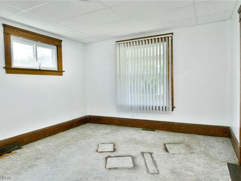 260 Austin Avenue NW, Warren, OH 44485 Photo 5