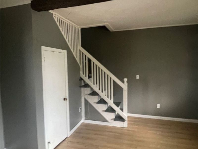 5613 Huss Avenue, Cleveland, OH 44105 Photo 6