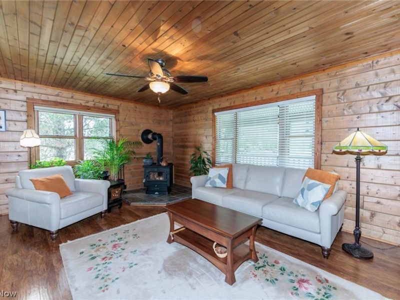 3443 W Britton Road, Burbank, OH 44214 Photo 7