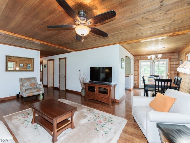 3443 W Britton Road, Burbank, OH 44214 Photo 8