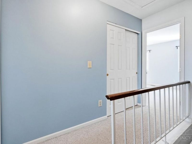 9132 Dominion Circle, Cincinnati, OH 45249 Photo 23