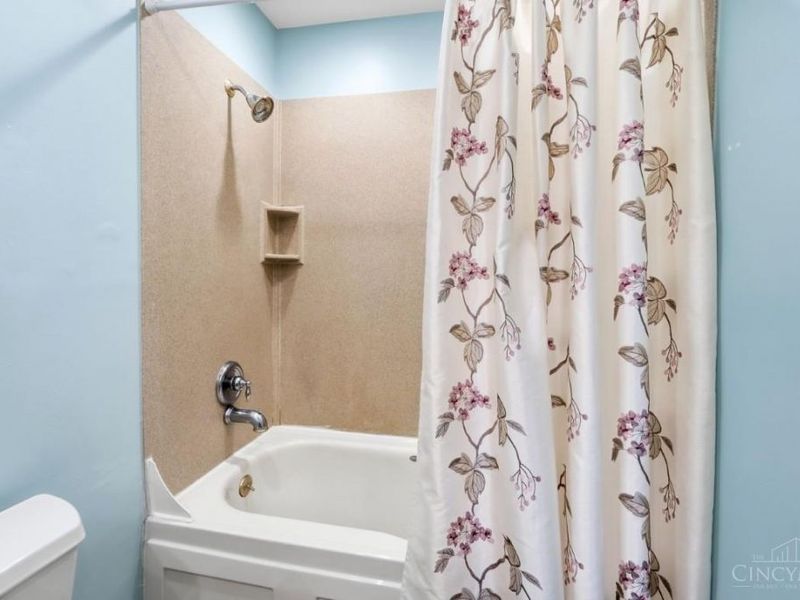 9132 Dominion Circle, Cincinnati, OH 45249 Photo 30