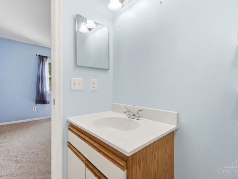 9132 Dominion Circle, Cincinnati, OH 45249 Photo 38