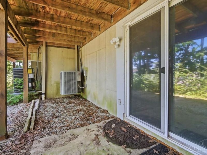 9132 Dominion Circle, Cincinnati, OH 45249 Photo 61