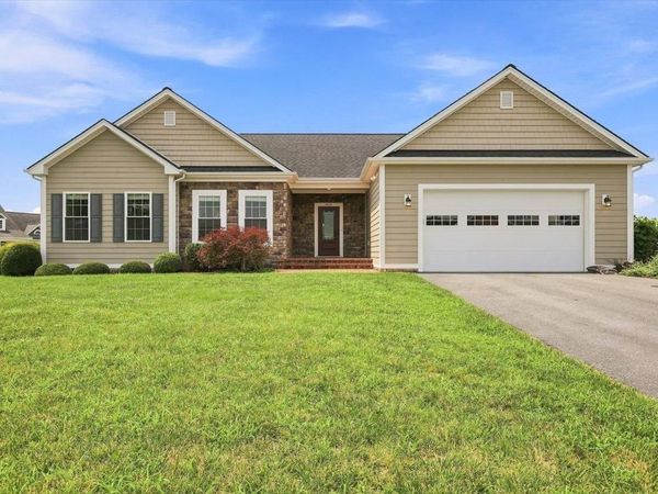 600 SKYROCK CT, MCGAHEYSVILLE, VA 22840