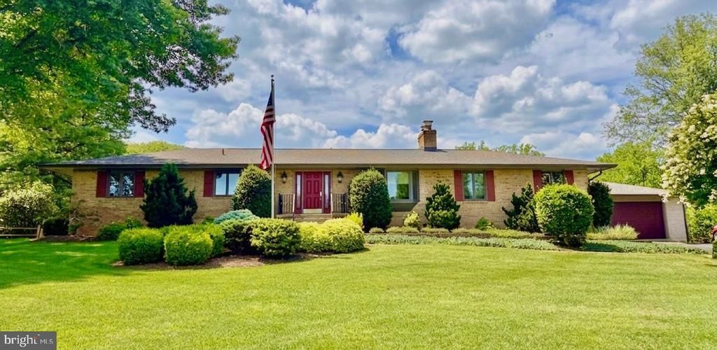 4560 Lawnvale Drive, Gainesville, VA 20155 Main Photo