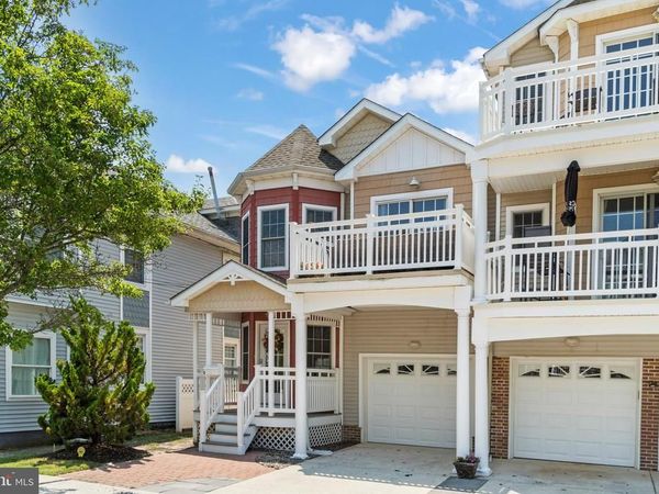 212 E MAGNOLIA AVENUE, Unit D, WILDWOOD, NJ 08260