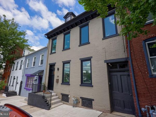 215 N LIME STREET, LANCASTER, PA 17602