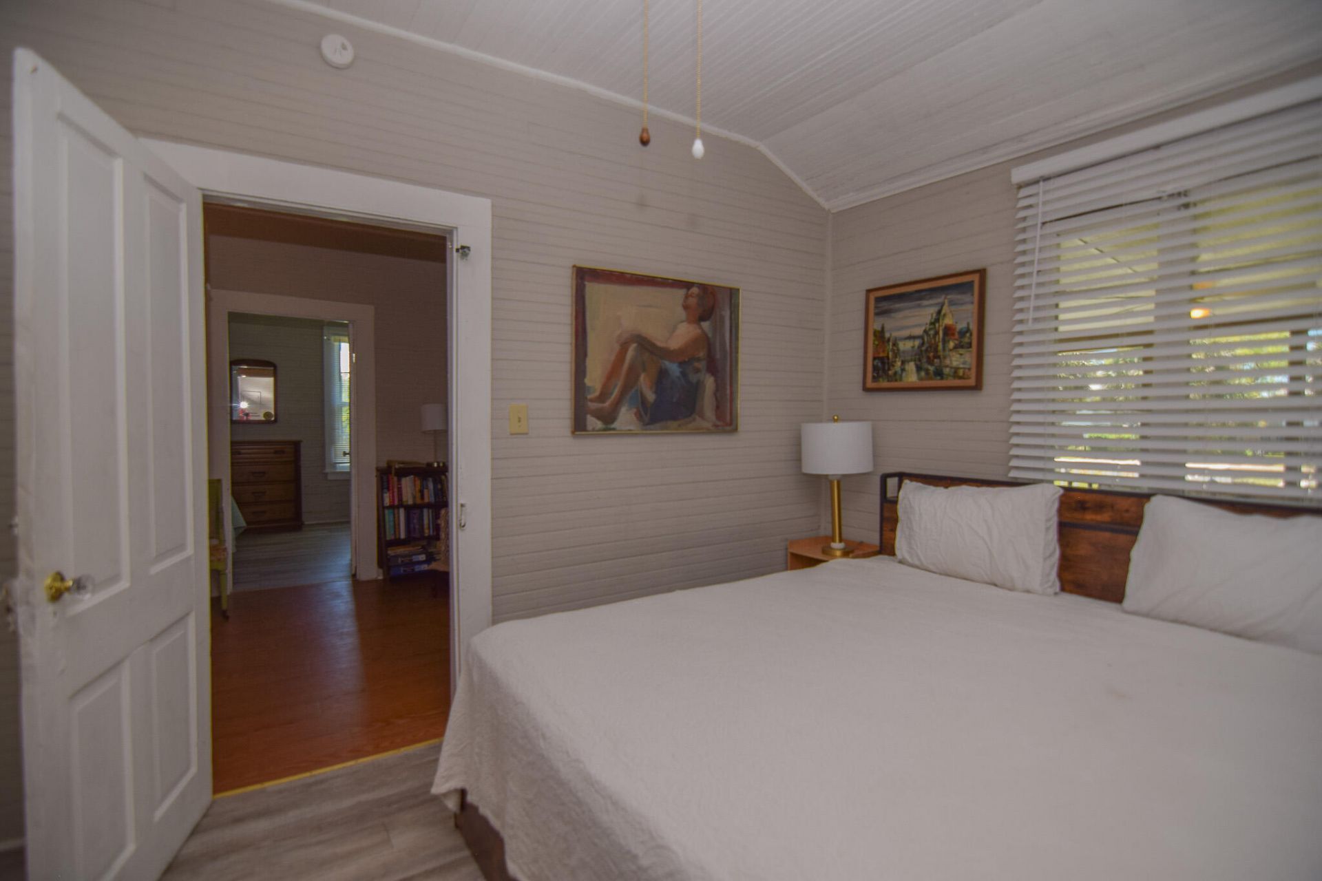 2650 Ion Avenue Photo 8
