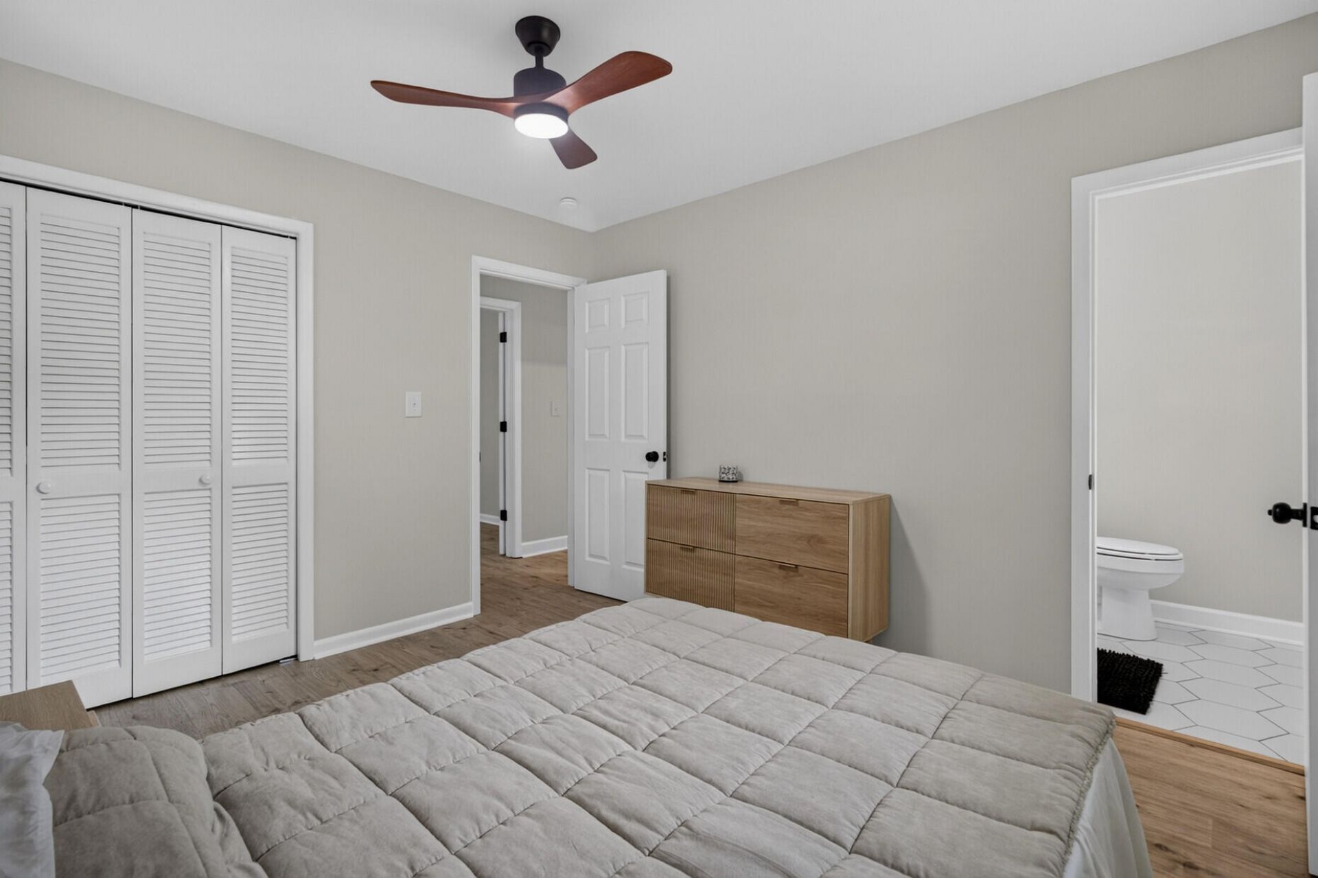114 Rahway Road Photo 26