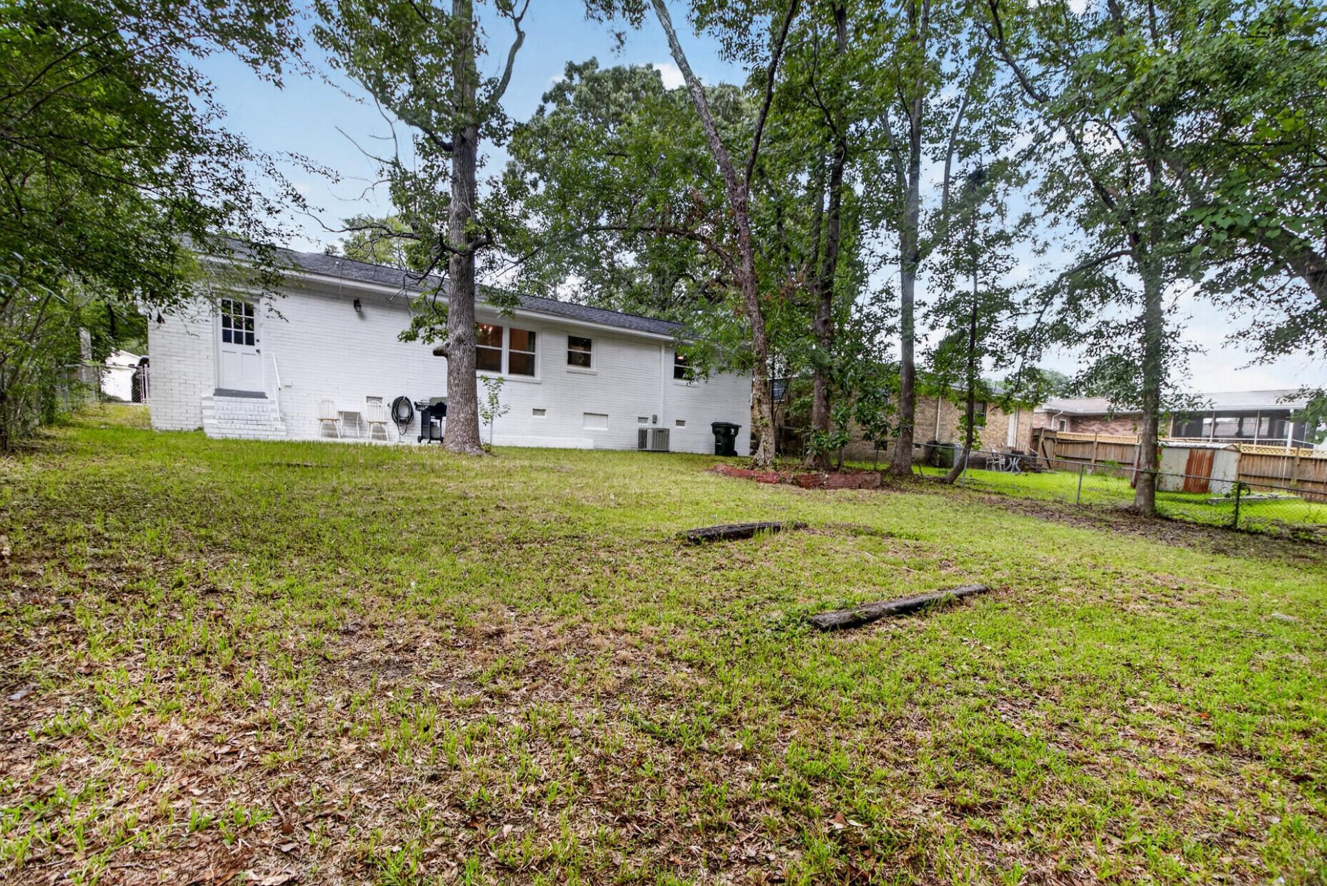 114 Rahway Road Photo 33