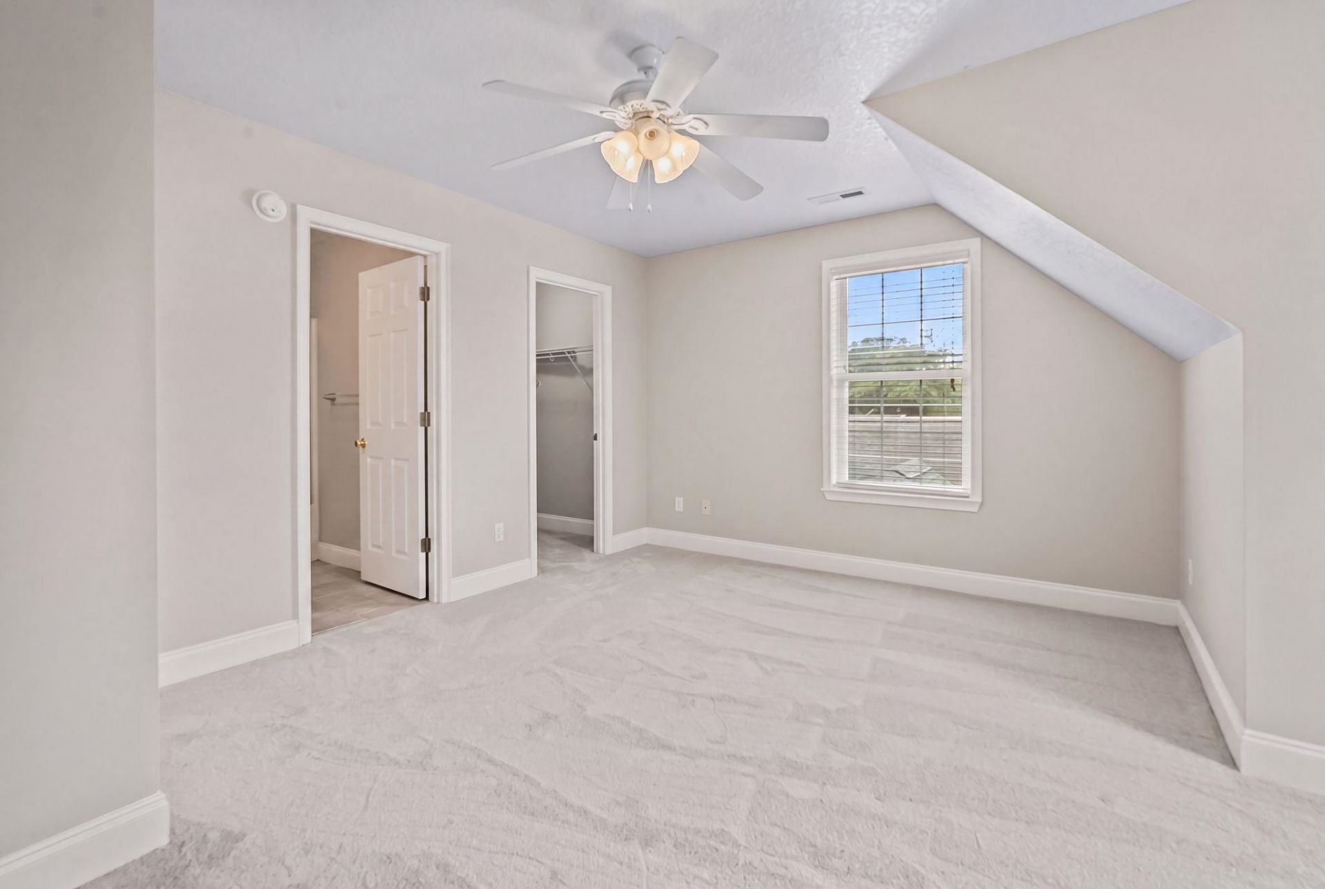 912 Windshore Ct. Photo 19