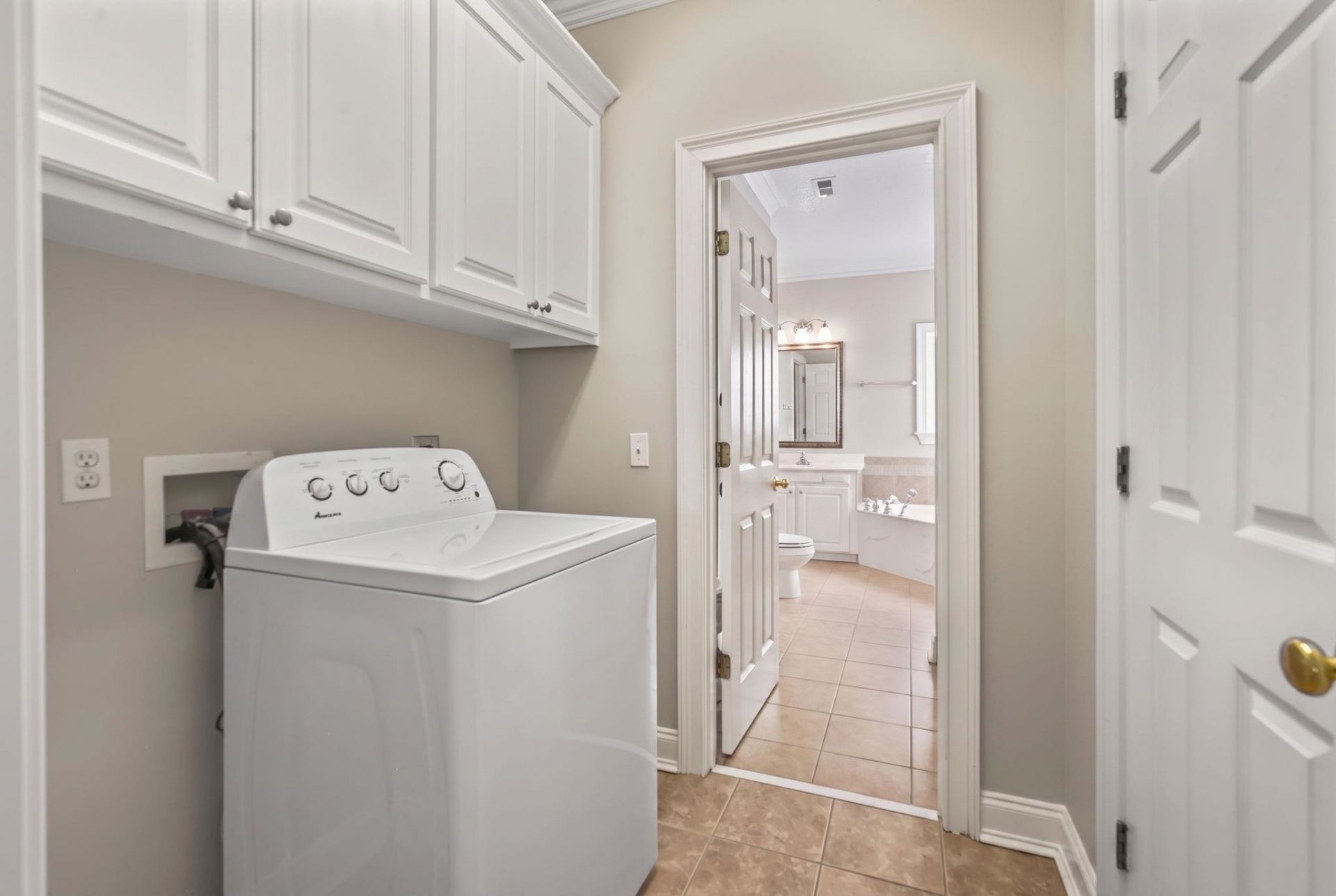 912 Windshore Ct. Photo 28
