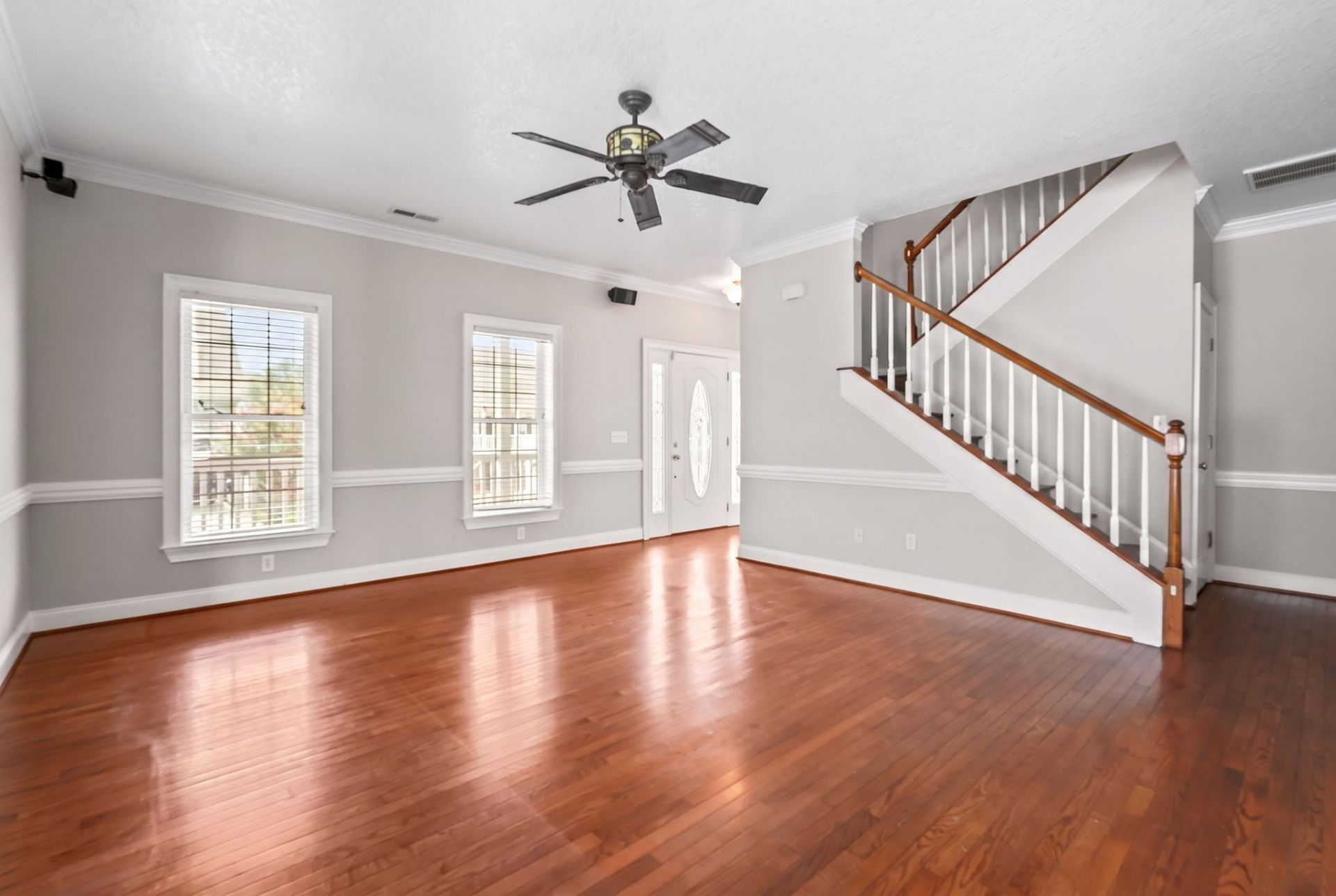 912 Windshore Ct. Photo 31