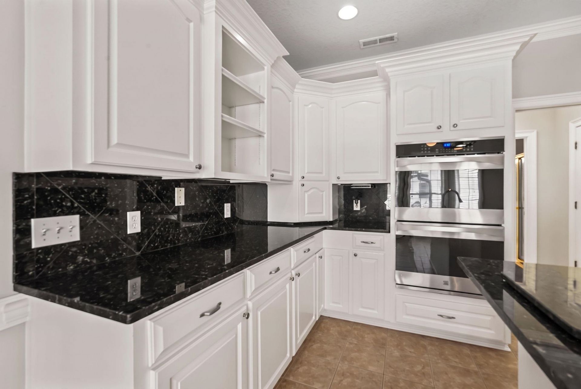 912 Windshore Ct. Photo 7