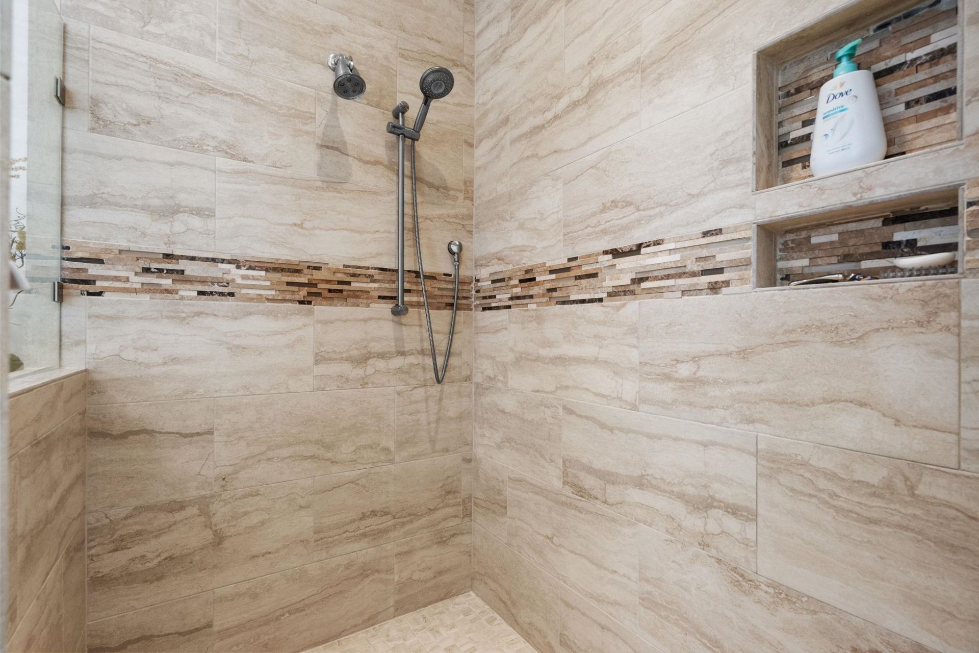 213 Waterfall Circle Photo 45