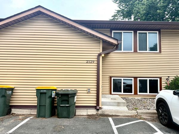 2129 49th Way E, Inver Grove Heights, MN 55077