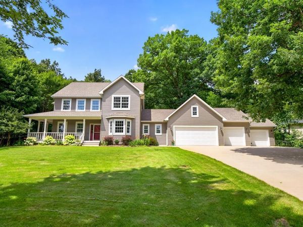 6907 Bluff Lane NW, Rochester, MN 55901