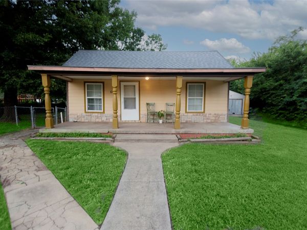 60 SW 2nd Street , Krebs, OK 74554